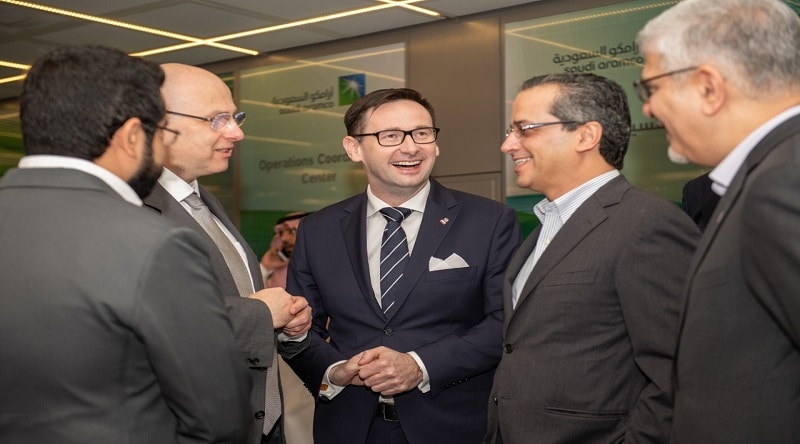 PKN Orlen sprowadza coraz mniej rosyjskiej ropy i sięga po surowiec z Zatoki Perskiej