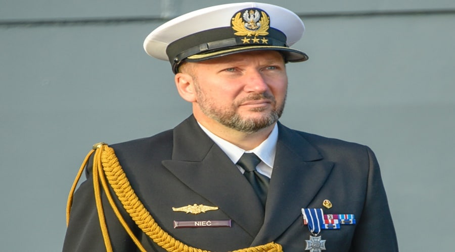 Dowódca 8. Flotylii Obrony Wybrzeża Piotr Nieć mianowany na stopień kontradmirała