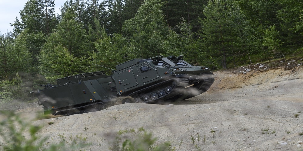 BAE Systems prezentuje nową wersję transportera opancerzonego BvS10