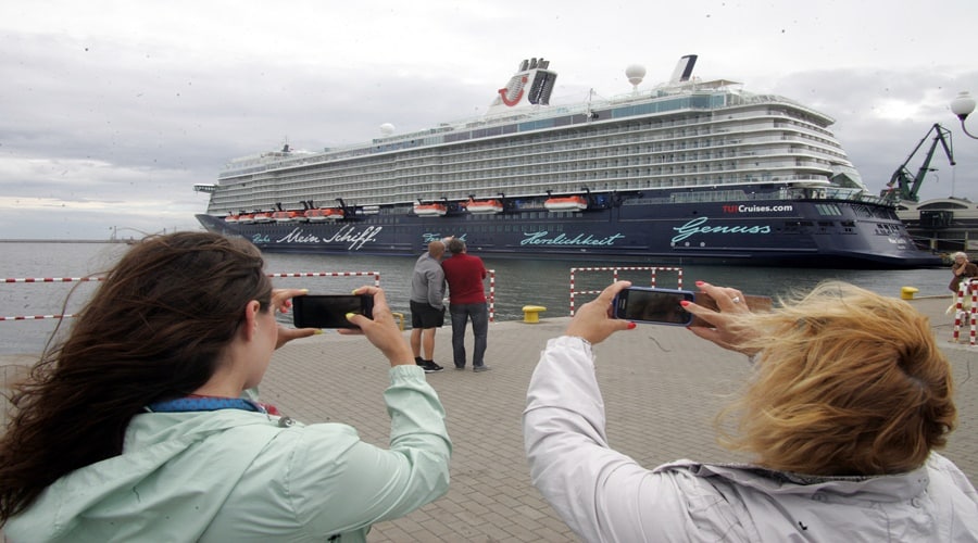 Szef MSWiA: w najbliższych dniach decyzja dotycząca otwarcia granic Polski