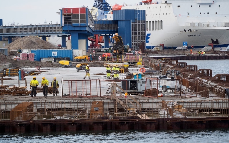 Terminal promowy w Świnoujściu – marcowy raport z budowy