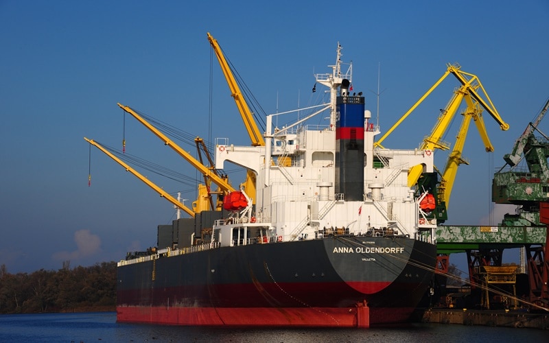 W marcu przeładunki w górę o 13 procent w portach w Szczecinie i Świnoujściu