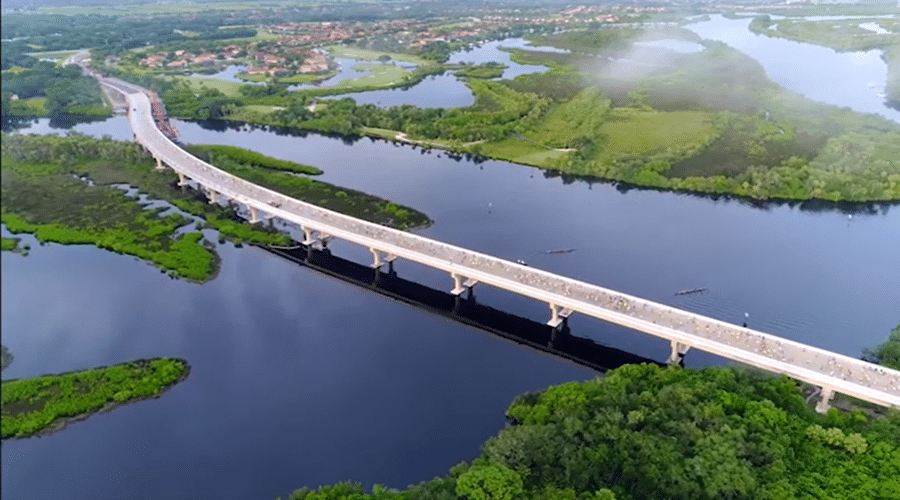 USA: Ścieki z Florydy zagrożeniem dla zatoki Tampa; ewakuowano 300 domów