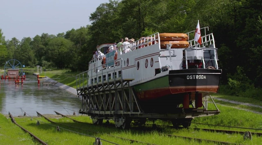 Na Kanale Elbląskim usunięto awarię; ruch jednostek zostanie wkrótce przywrócony