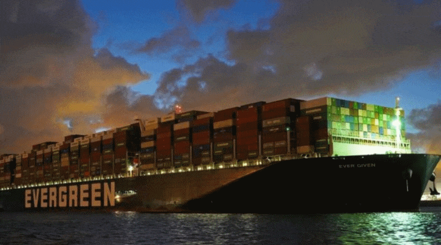 Ever Given dopłynął w końcu do Rotterdamu