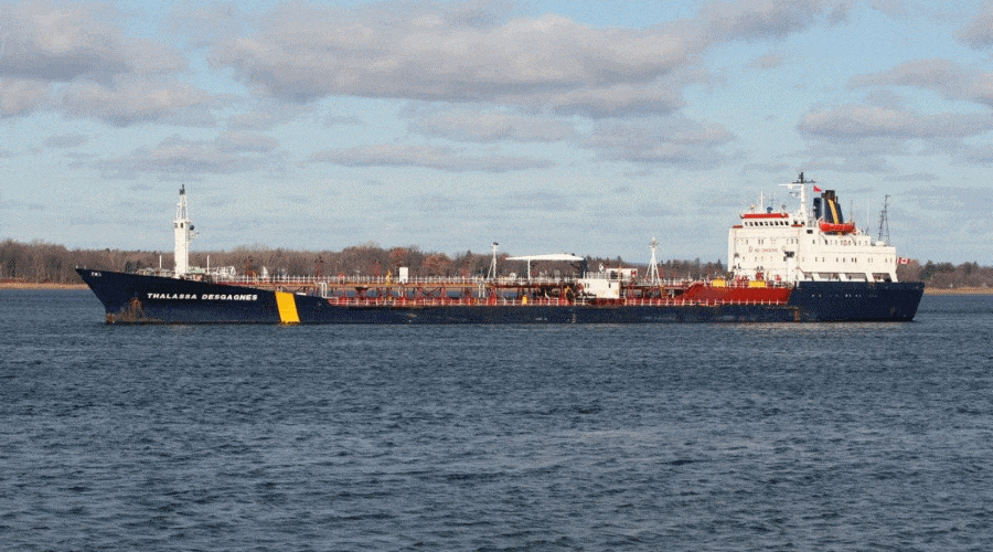 Royal Navy: porywacze opuścili pokład statku Asphalt Princess u wybrzeży ZEA