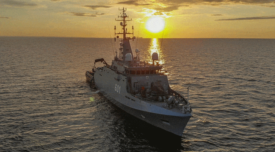 Zestaw nawigacji podwodnej na ORP „KORMORAN” do naprawy