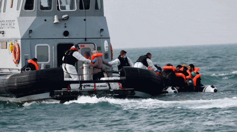 Francja: nie poddamy się szantażowi W. Brytanii w sprawie nielegalnej migracji