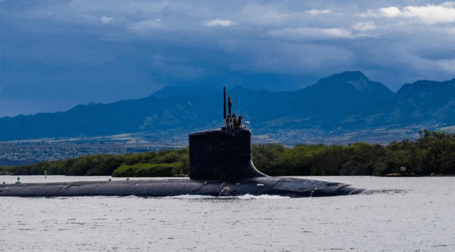 Okręt podwodny US Navy o napędzie atomowym zderzył się z nieznanym obiektem