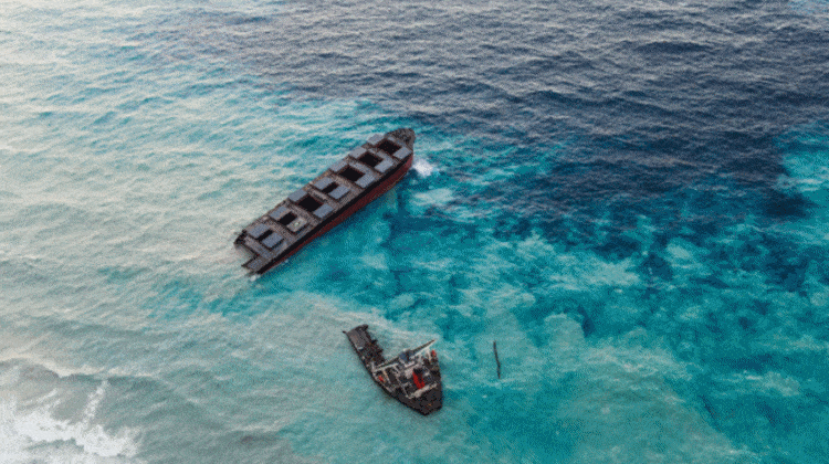 Mauritius: 20 miesięcy więzienia dla kapitana tankowca za wyciek paliwa do morza / Portal Stoczniowy