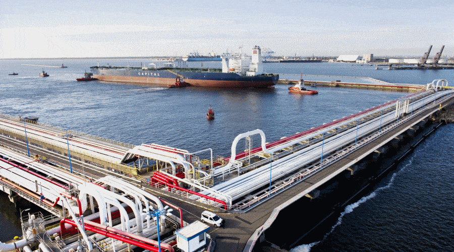 PERN: Naftoport przeładował prawie 18 mln ton ropy i paliw w 2021 roku