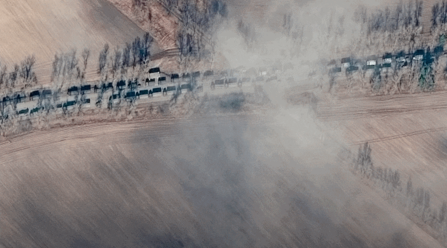 Konwój rosyjskich pojazdów wojskowych pod Kijowem ma długość ponad 27 km