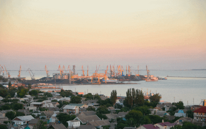 Ukraiński port w Berdiańsku przejęty przez rosyjskiego agresora ￼