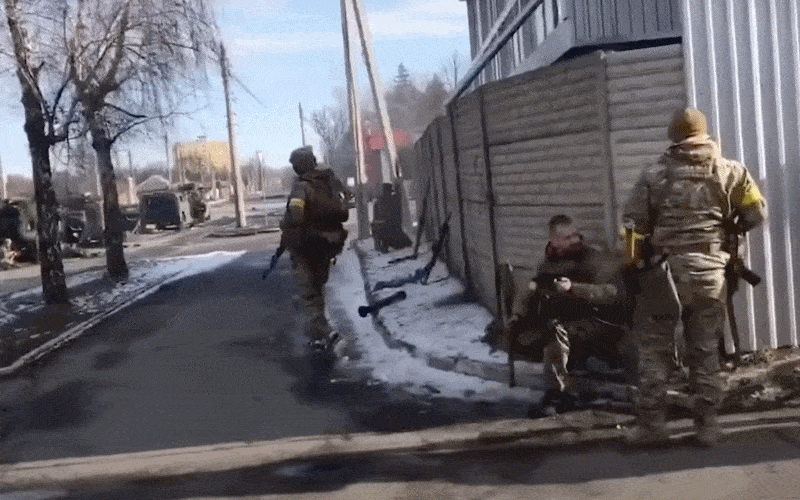 Mer Charkowa: miasto jest pod nieustannym ostrzałem Rosjan, ale się nie poddamy ￼