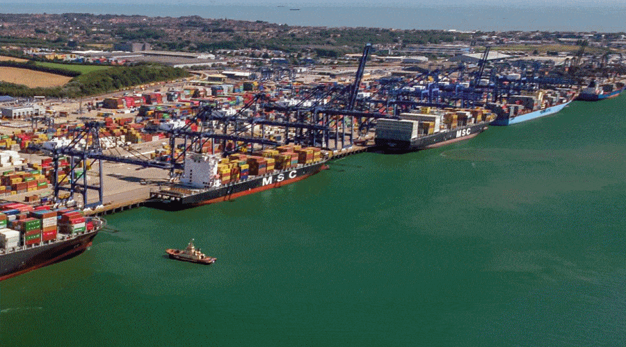 W. Brytania: porty już są zamknięte dla wszystkich statków mających związki z Rosją ￼