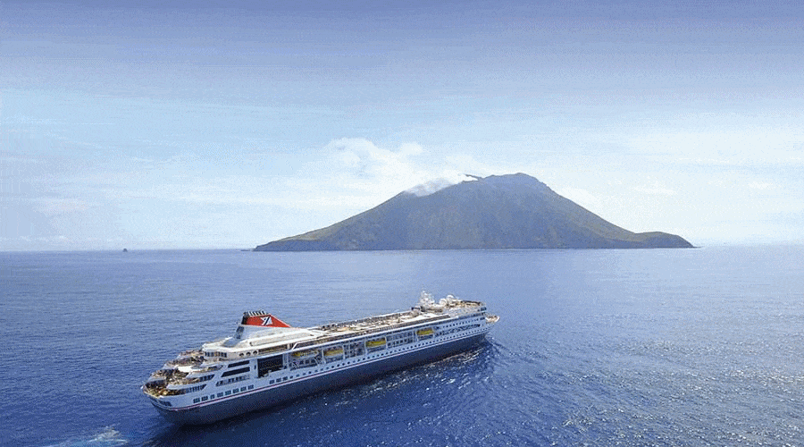 Włochy oferują wycieczkowiec dla uchodźców wojennych z Ukrainy / Portal Stoczniowy