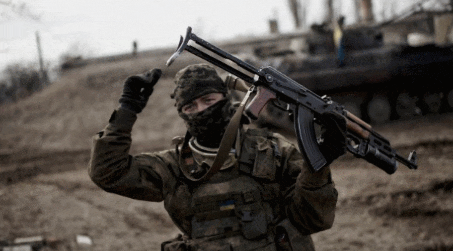 Słowenia wysłała na Ukrainę m.in. karabiny Kałasznikowa ￼