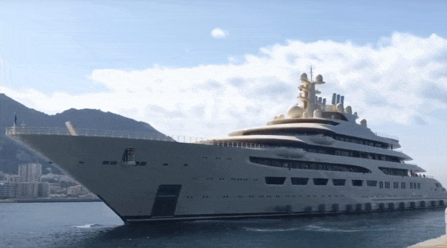 Niemcy zajęły jacht należący do siostry oligarchy Usmanowa / Portal Stoczniowy