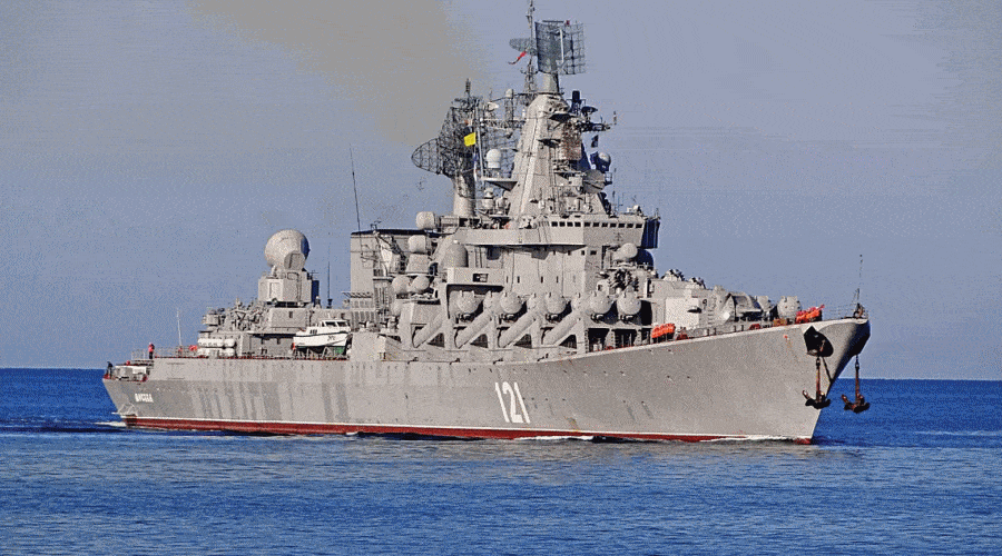 Poważnie uszkodzony krążownik rakietowy Moskwa prawdopodobnie zatonął / Portal Stoczniowy