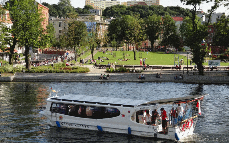 Na Brdzie ruszyły rejsy statkami turystycznymi ￼