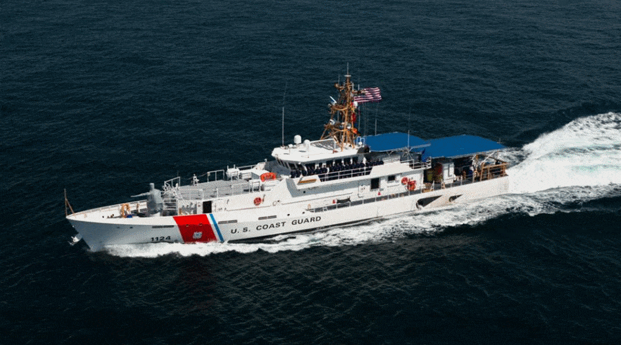 US Coast Guard dostarcza wodę dla dotkniętej suszą wyspy na Pacyfiku  ￼