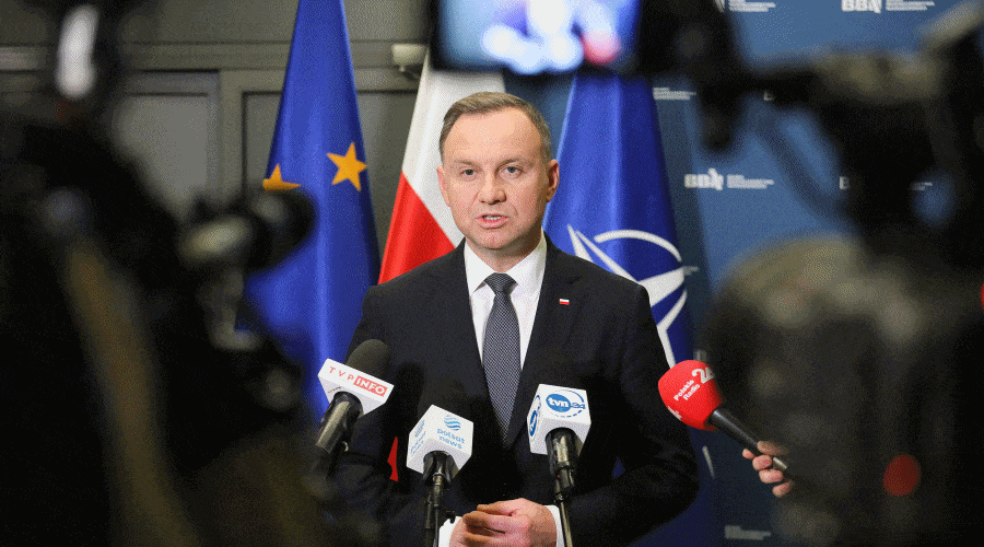 Prezydent: Działamy spokojnie i rozważnie