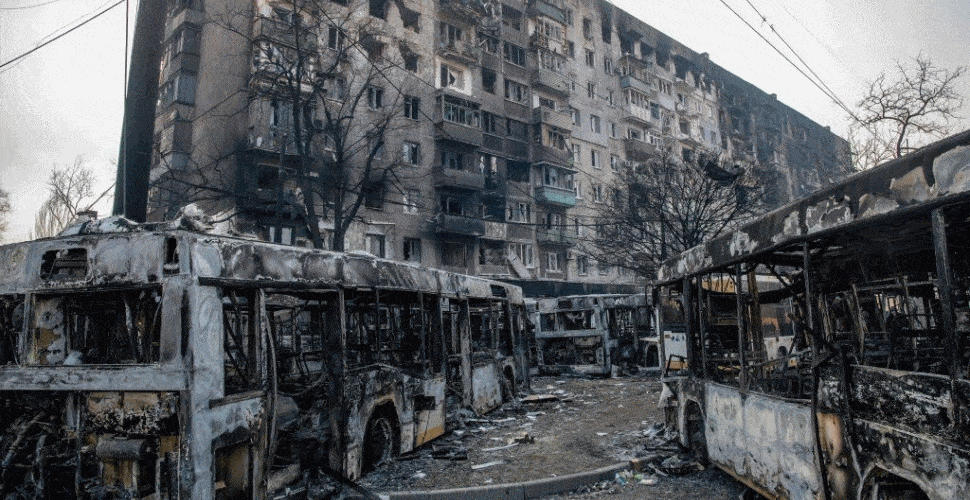 Mer Mariupola: Zniszczono 90 proc. miejskiej infrastruktury, w odbudowie wzorem będzie Warszawa