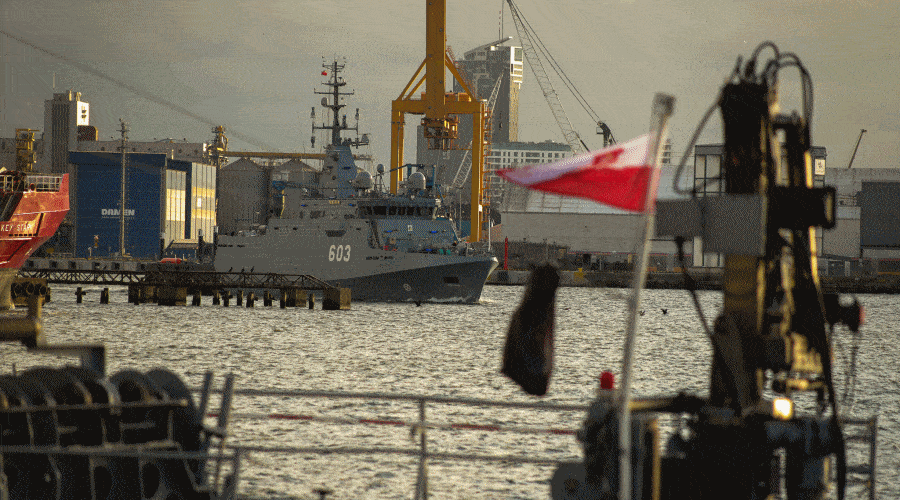 Przyszła ORP Mewa zacumowała w Porcie Wojennym Gdynia / Portal Stoczniowy