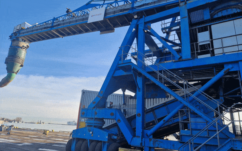OT Port Gdynia zwiększa wydajność i moce przeładunkowe / Portal Stoczniowy