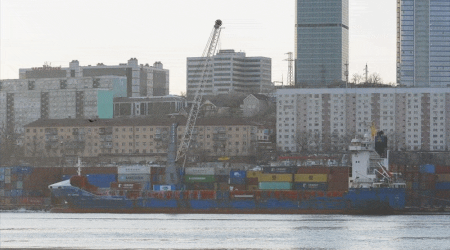 Wyciek metanu z kontenerowca na rosyjskich wodach – udało się zatrzymać niebezpieczną sytuację