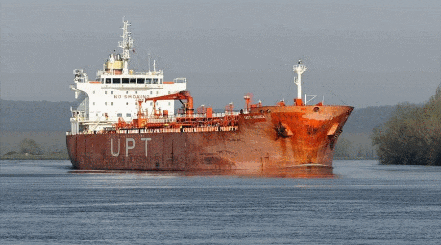 Zatrzymanie tankowca pod zarzutem przemytu rosyjskiego paliwa