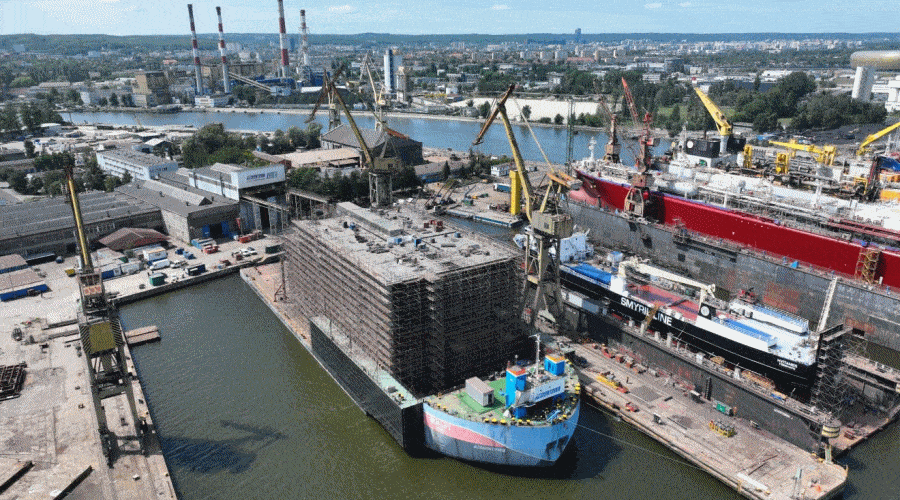 przemysł stoczniowy prom