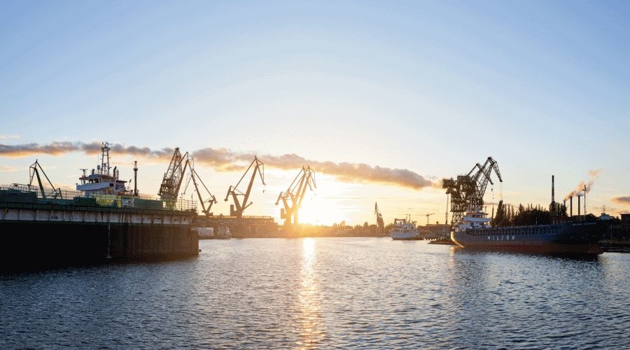 Gwarancje „na pierwsze żądanie” w umowach o budowę statków / Portal Stoczniowy