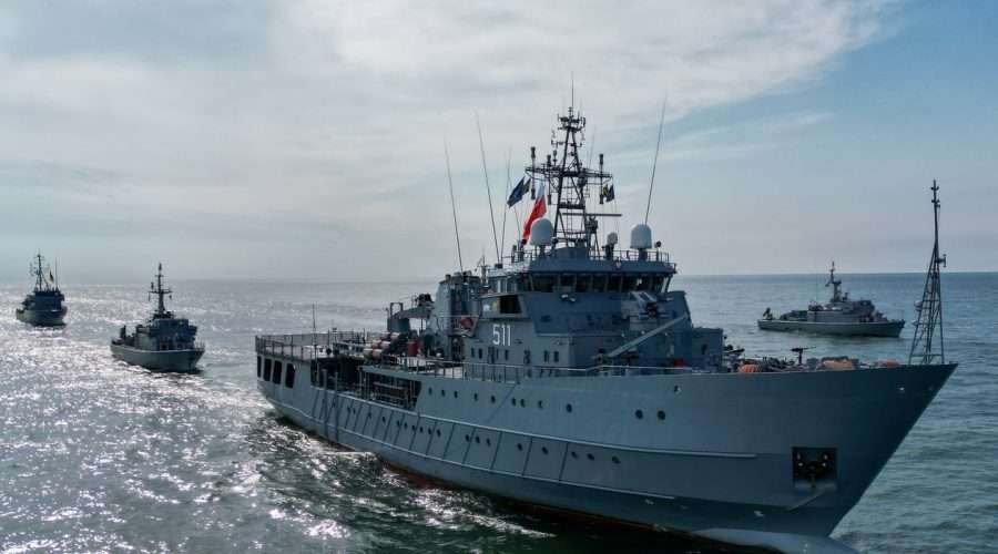 Okręty wojenne MW RP: ORP Czernicki na czele misji NATO / Portal Stoczniowy