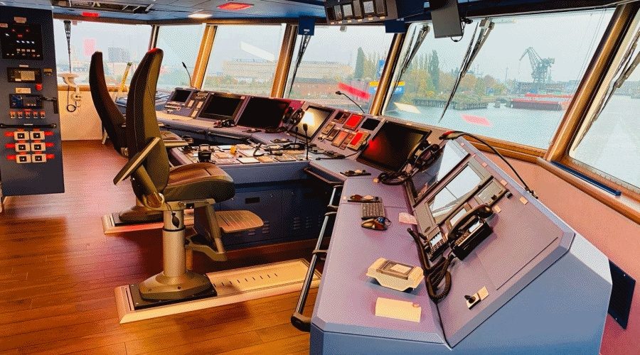 Przemysł okrętowy: Łączność satelitarna na morzu / Portal Stoczniowy