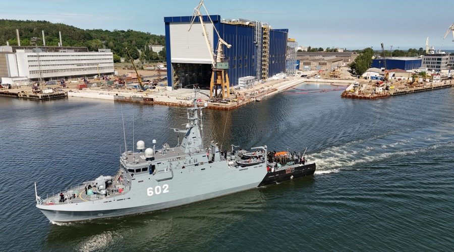 Końcowe odliczanie na budowie Hali Kadłubowej PGZ Stoczni Wojennej / Portal Stoczniowy