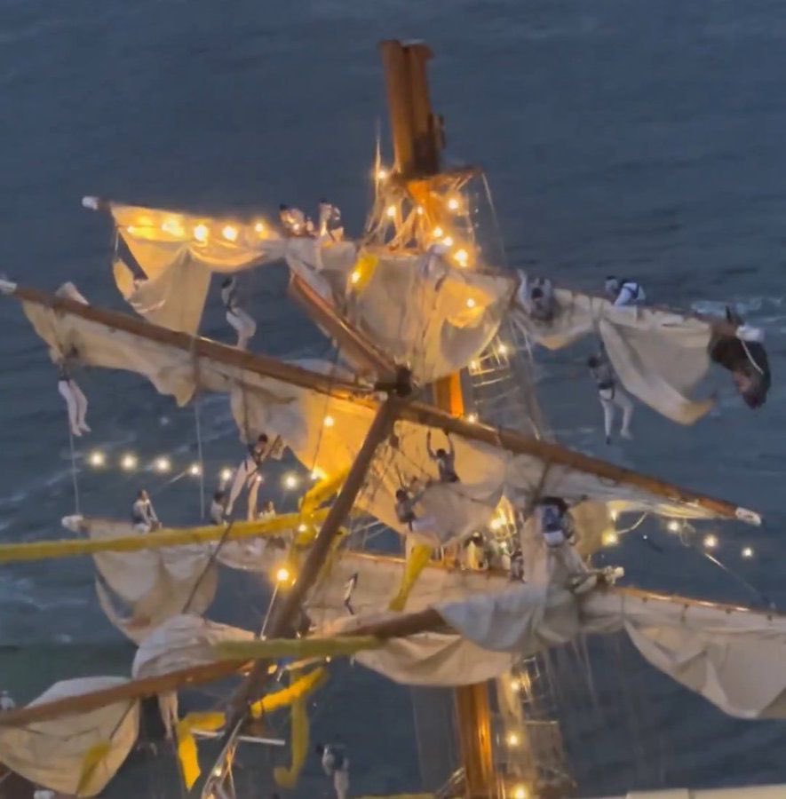 Kolizja żaglowca Cuauhtémoc z Mostem Brooklińskim / Portal Stoczniowy