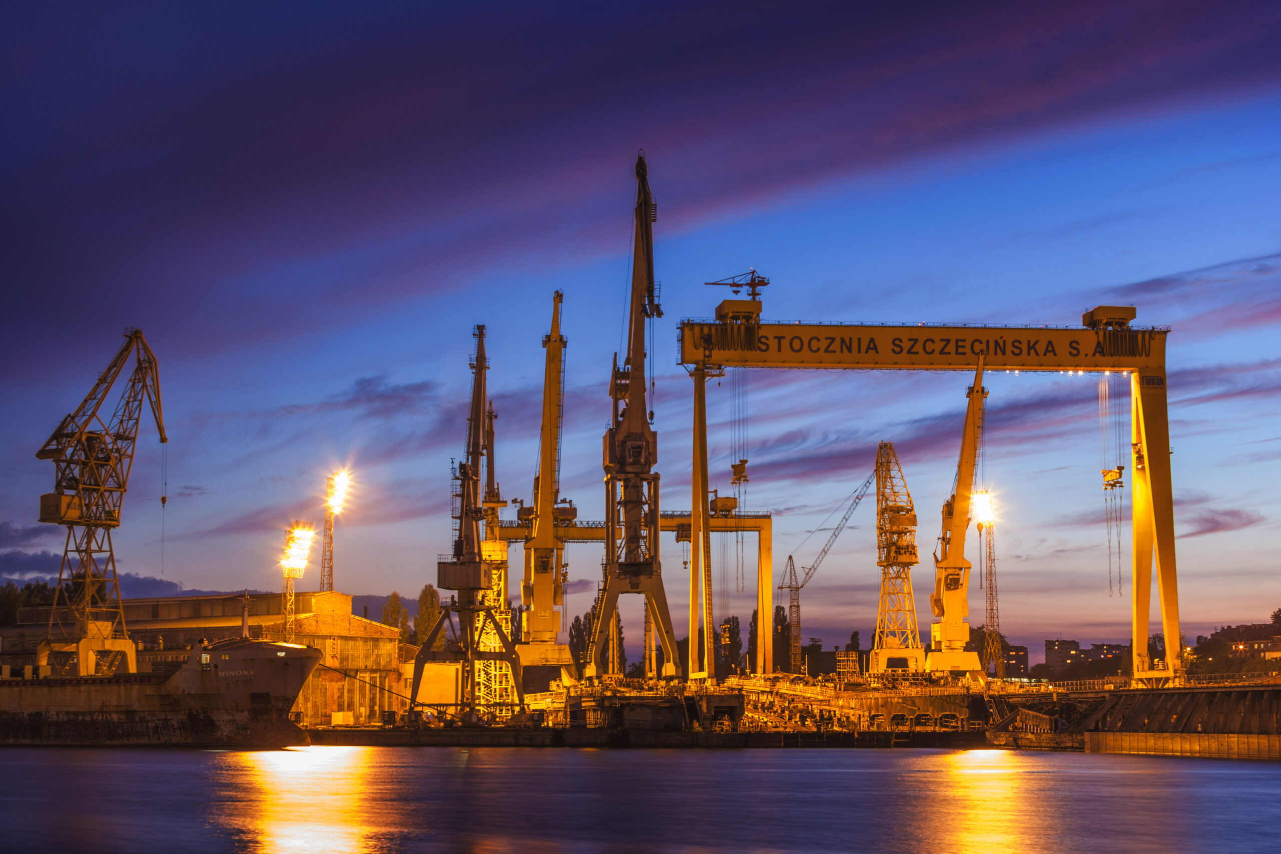 Nowa strategia Stoczni Szczecińskiej Wulkan / Portal Stoczniowy