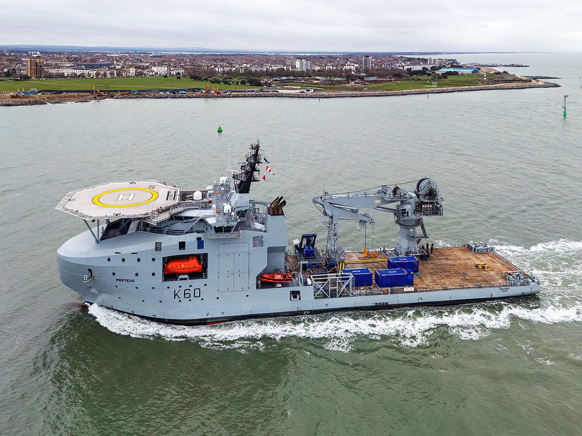 Włoska Marina Militare poszukuje OSV do nadzoru podwodnego / Portal Stoczniowy