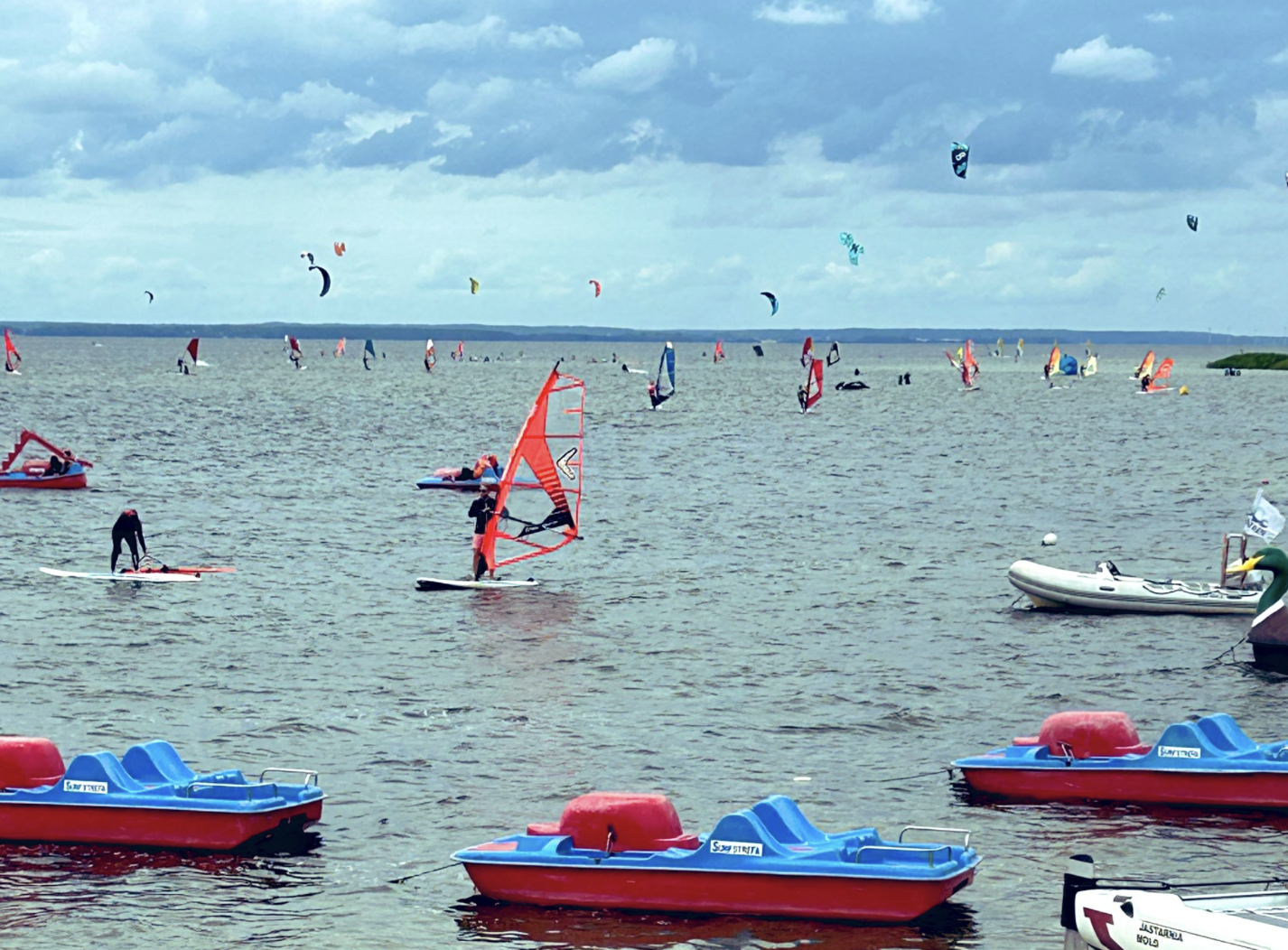 Ostatnie dni wakacji w Jastarni. Mekka aktywnego wypoczynku / Portal Stoczniowy