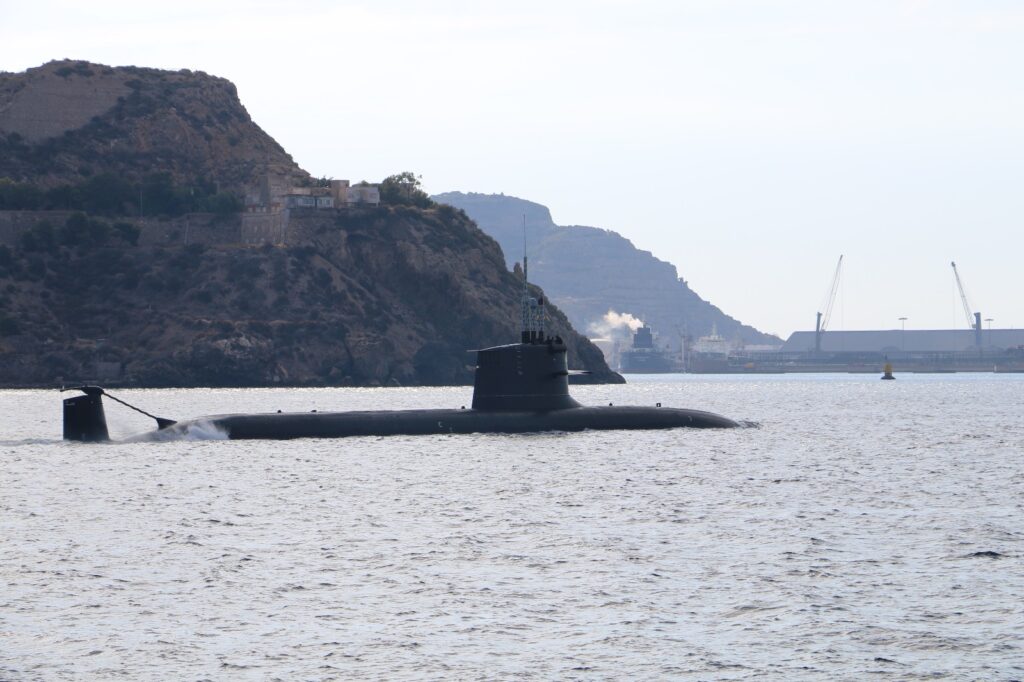 Debiut hiszpańskiego okrętu podwodnego typu S-80 w Operation Sea Guardian / Portal Stoczniowy