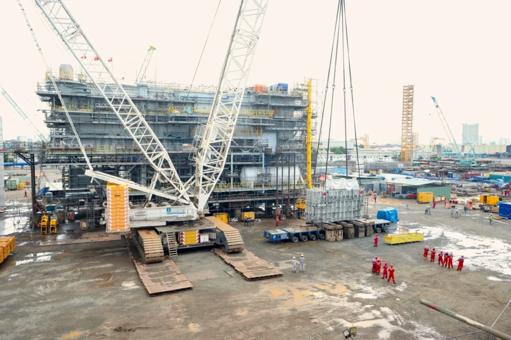 Pierwszy transformator dla morskiej stacji Baltica 2 zamontowany / Portal Stoczniowy